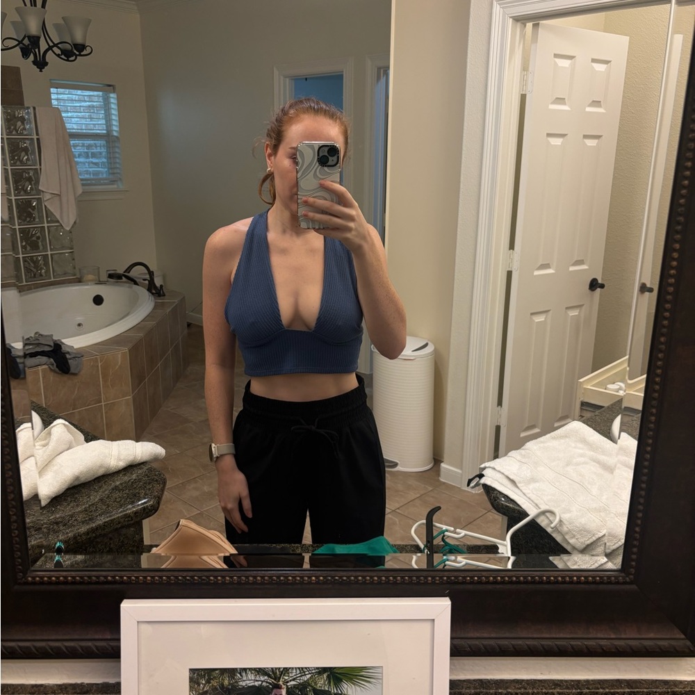Urban outfitters crop top